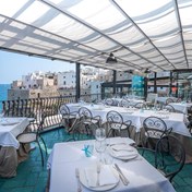 Vores hotel i Polignano a Mare - restaurant og udsigtsterrase