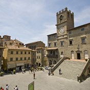 Cortona centrale Piazza